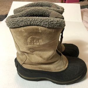 Sorel Ellesmere II winter boot